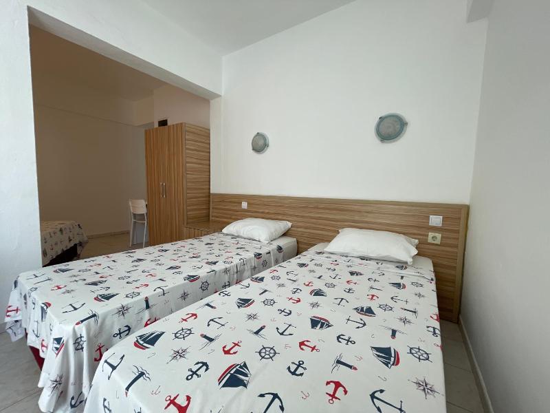Hotel Status - image 35