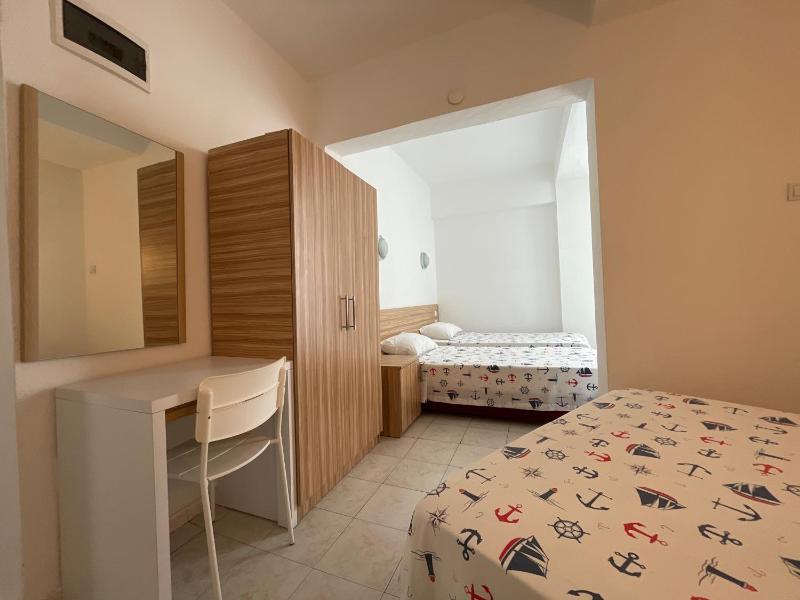 Hotel Status - image 5