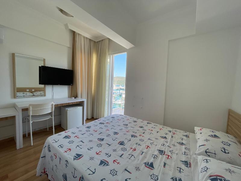 Hotel Status - image 15