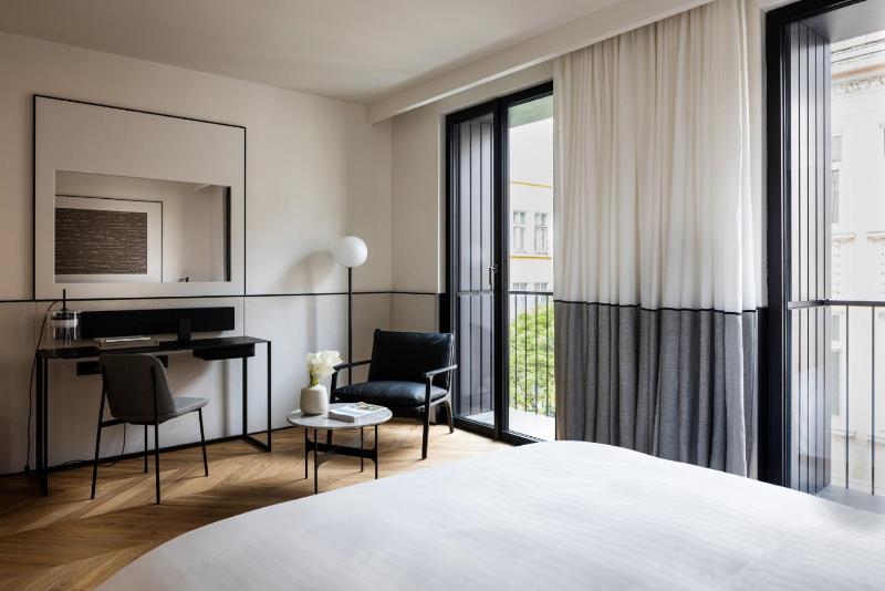 Juno Hotel Sofia a Member of Design Hotels - image 4