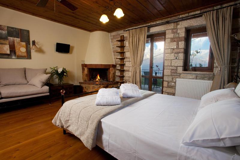 Junior Suite with Balcony image 1