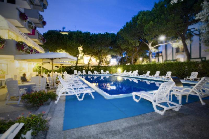 Hotel Metropol - image 30