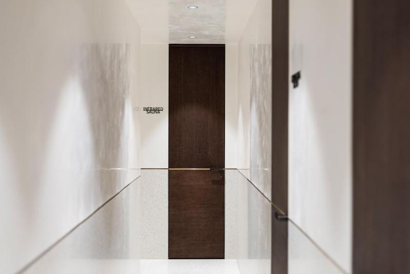 Juno Hotel Sofia a Member of Design Hotels - image 11