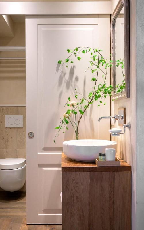 Double or Twin Room with View image 3