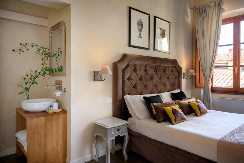 Double or Twin Room with View image 2