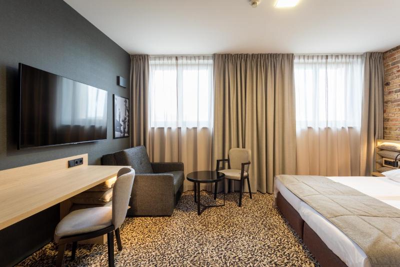 Premium River Side Room image 2