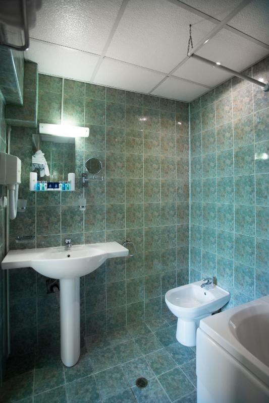 Deluxe Apartment image 2