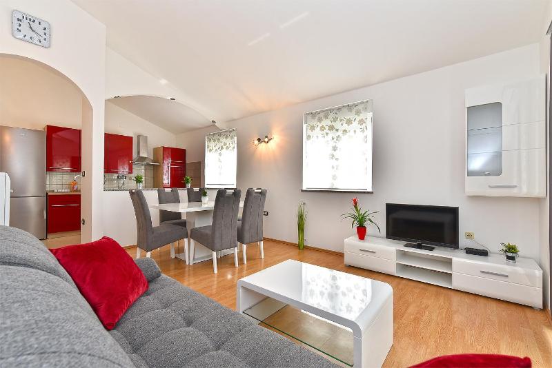 House Marijana 2115 - image 32