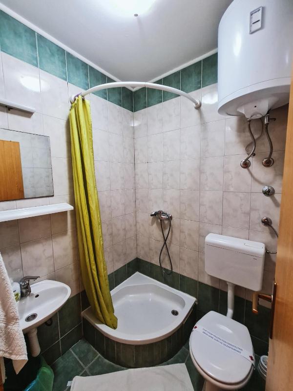Double Room with Private Bathroom image 4