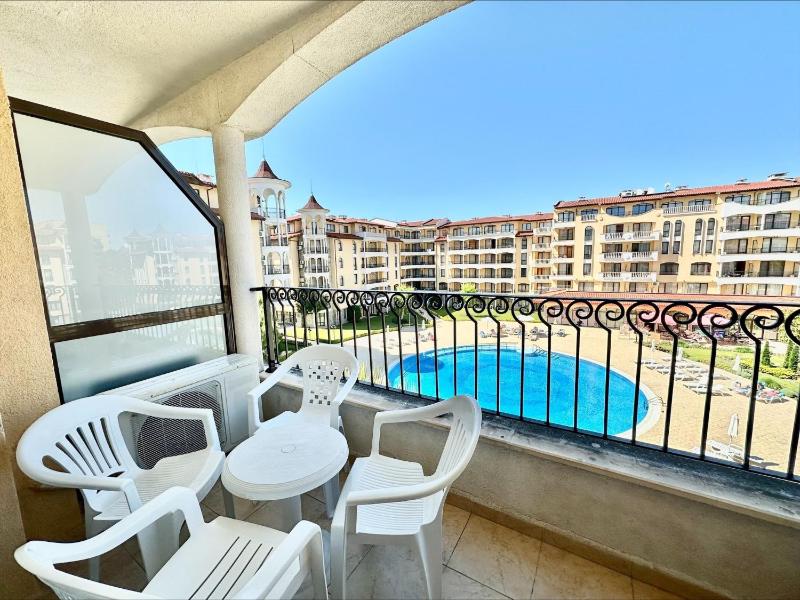 Superior Apartment image 1