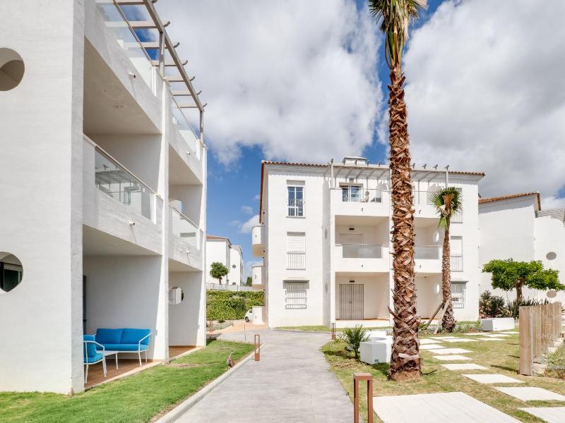 Small Oasis 2386 Groundfloor 5 min from the beach - image 17