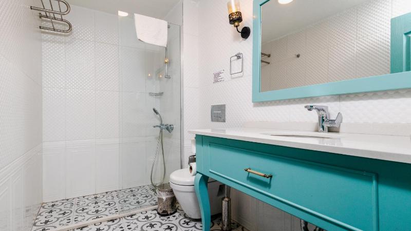 Economy Double Room image 2