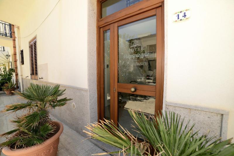 Mira Spiaggia - image 21