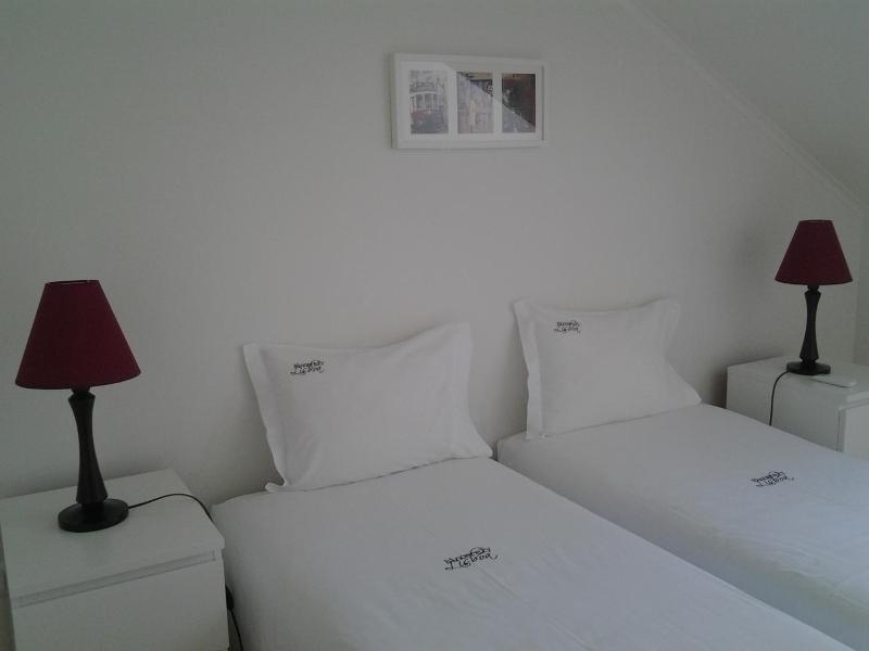 Double or Twin Room image 4
