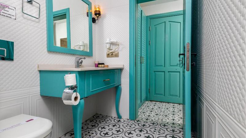 Standard Double Room image 4