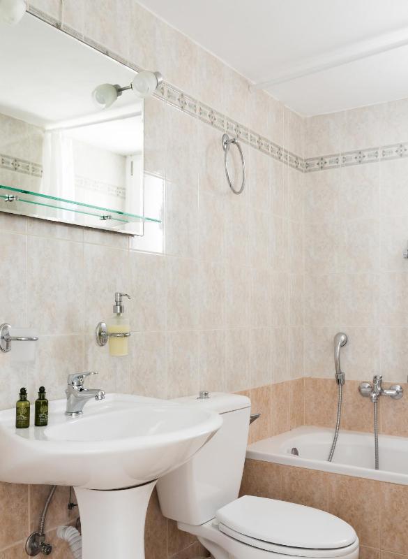 Executive Suite image 2