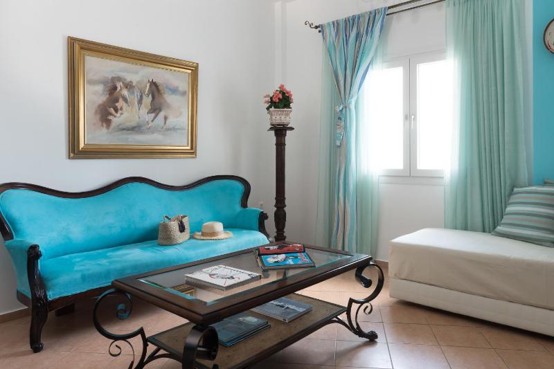Premier Suite with Sea View image 4