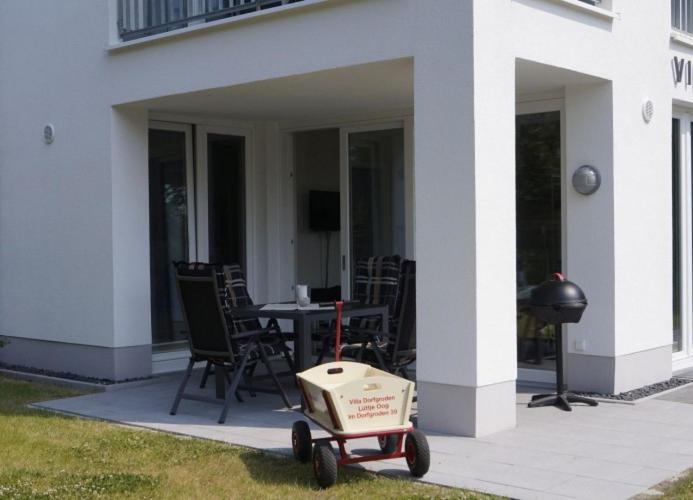 Apartment with Terrace image 4