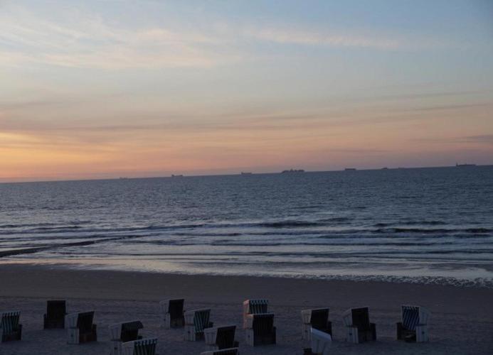 Apartment with Sea View image 2