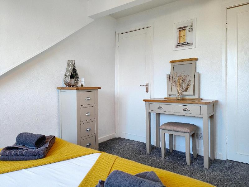 Squirrel Lodge - image 35