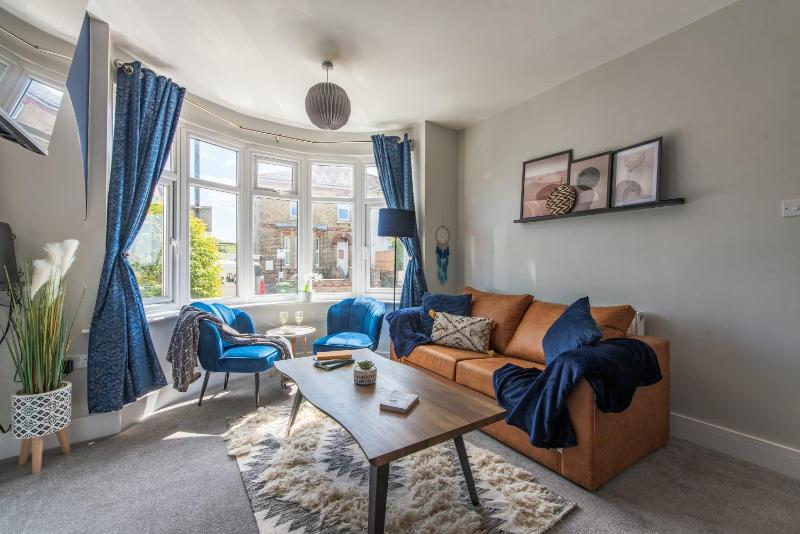 Spacious 3-Bedroom Stunning Southampton House with Garden & Parking City Centre Retreat Great for Families by Blue Puffin Stays - image 30