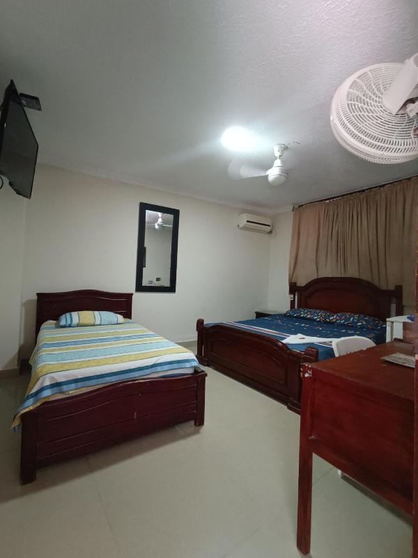 Hotel Colonial Inn - image 16