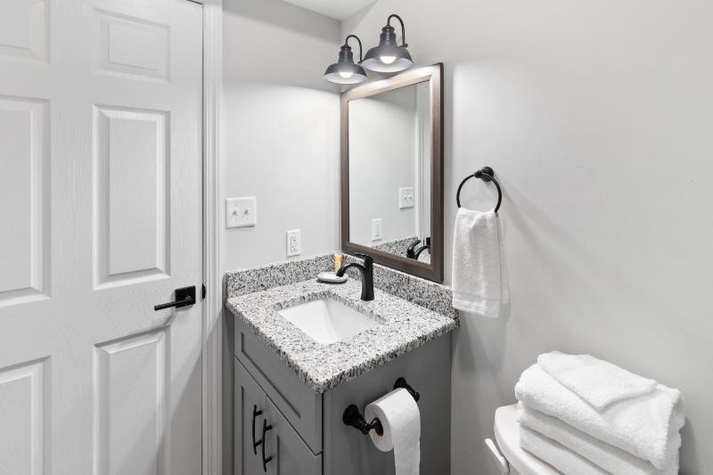 Deluxe Double Room image 2