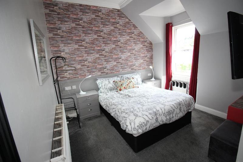 Standard Double Room image 1