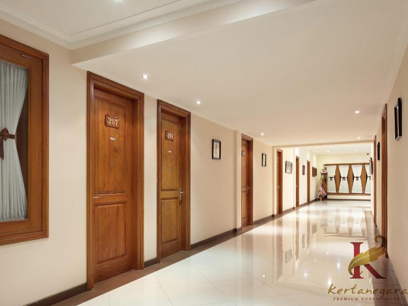 Kertanegara Premium Guest House - image 9