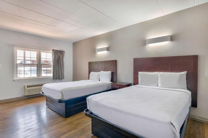 Deluxe Quadruple Room - Non-Smoking image 4