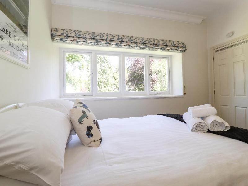 Lake House Loft - image 31
