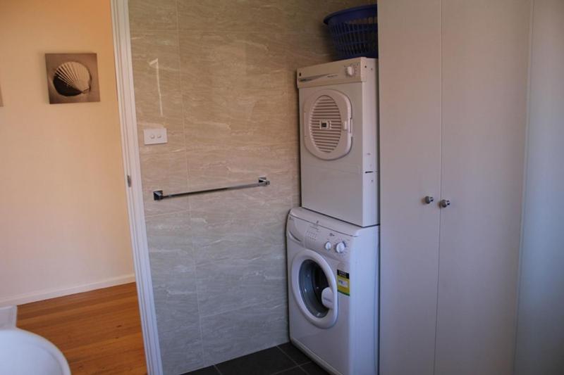 Roydon Retreat - image 24