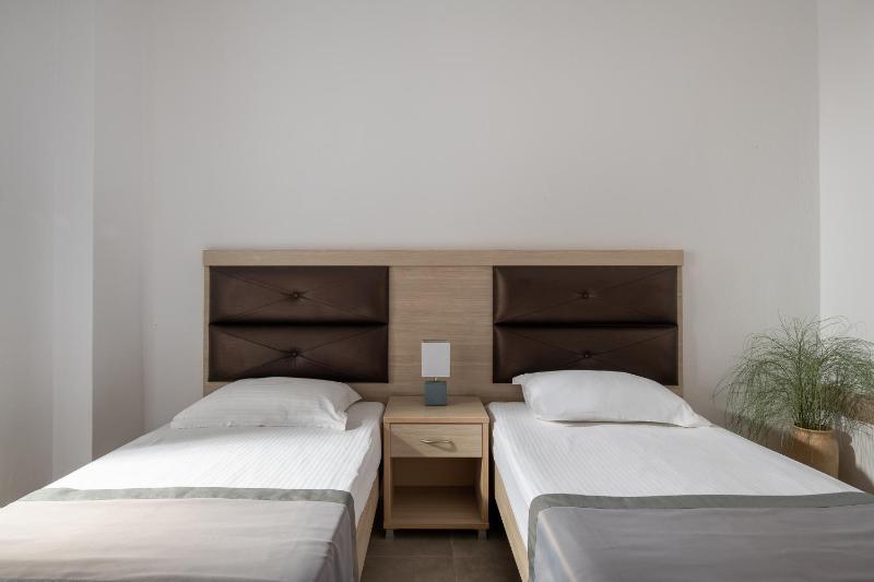 Superior Studio (2 Adults) image 3