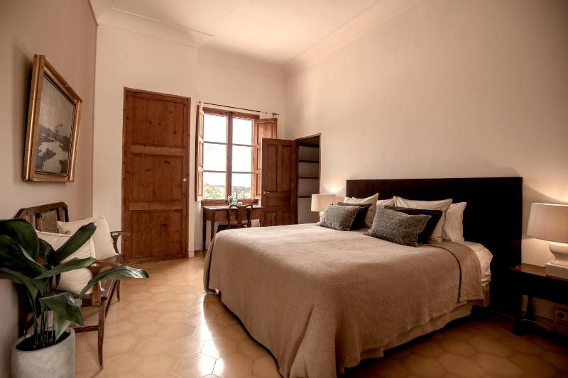 Double Room image 4