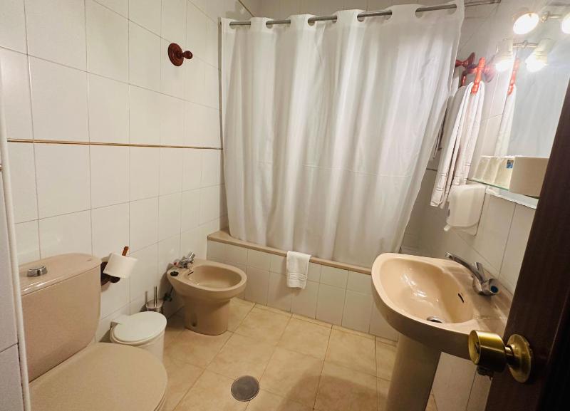 Triple Room image 2