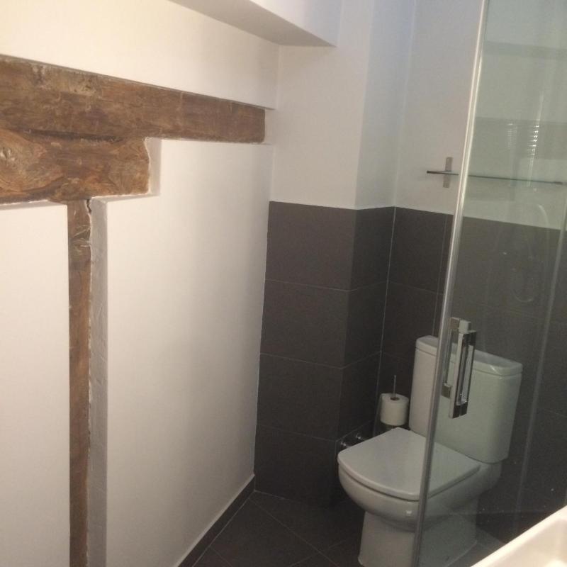 Double or Twin Room with Shared Bathroom image 2