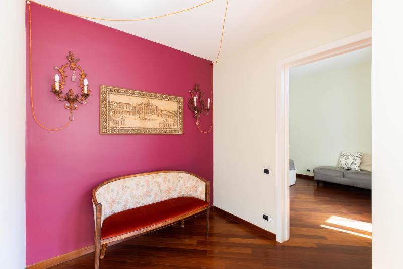 One-Bedroom Apartment image 2