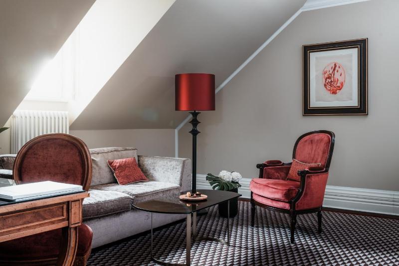 Junior Suite image 3