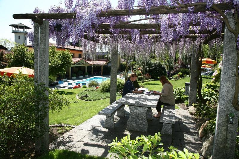 Lugano Savosa Youth Hostel - image 9