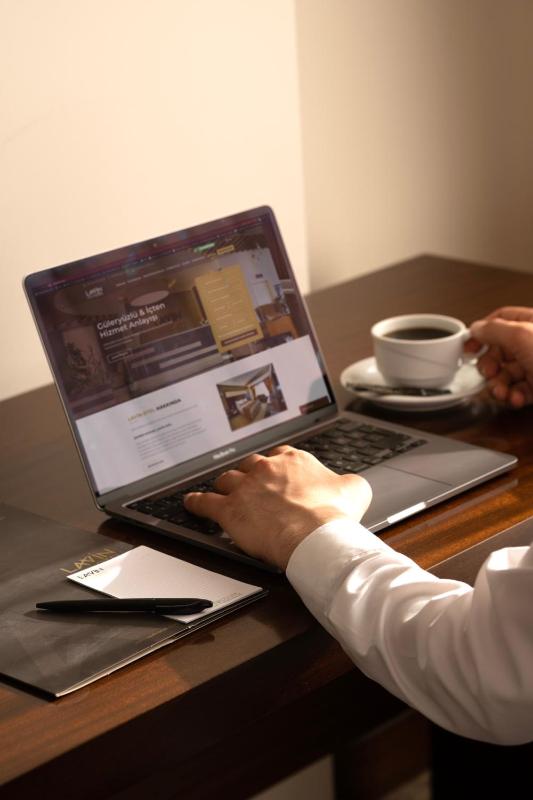 Standard Double Room image 3