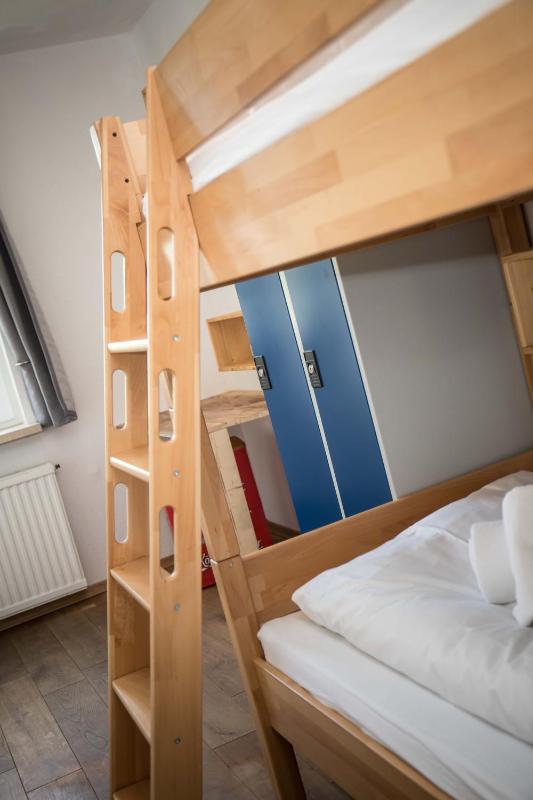 Bed in 4-Bed Dormitory Room image 3
