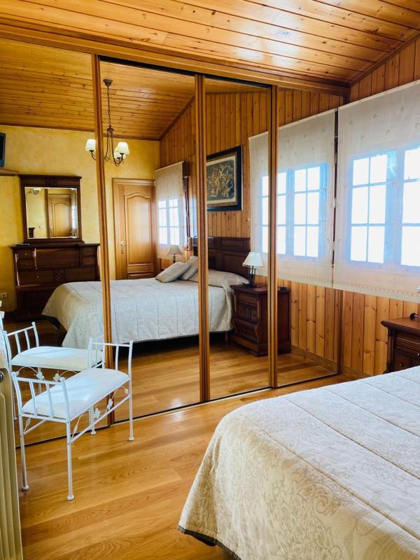 Family Room with Bathroom image 4