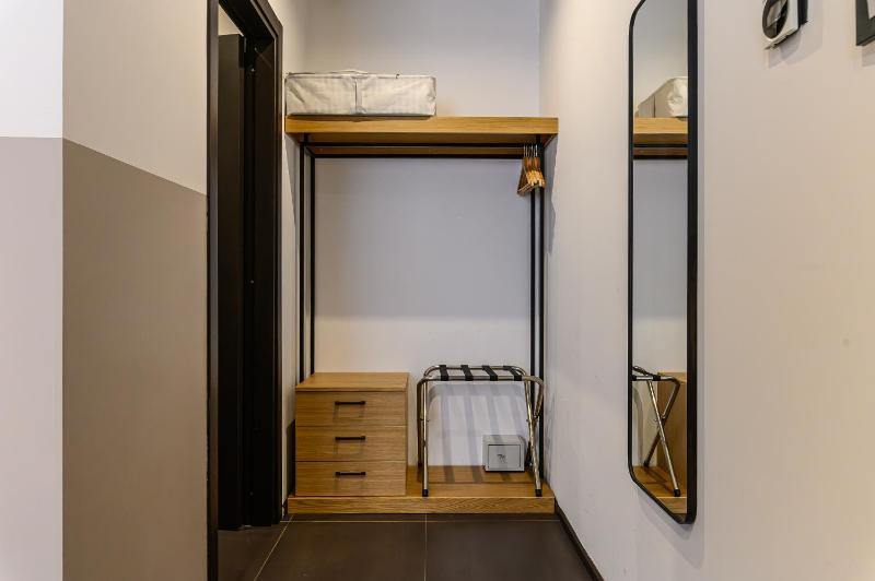 Budget Double Room image 3