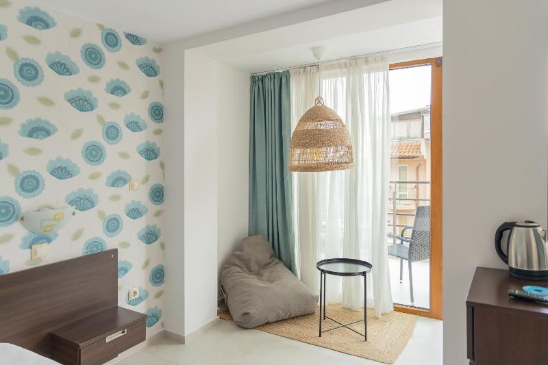 Ema Hotel - image 13
