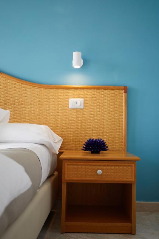 Double or Twin Room with Sea View image 2