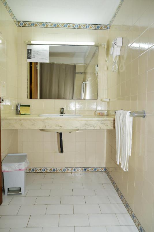 One-Bedroom Apartment (2 Adults) image 2