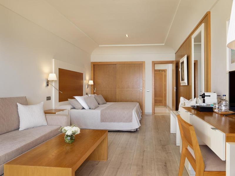 Premium Double Room (2 Adults) image 3