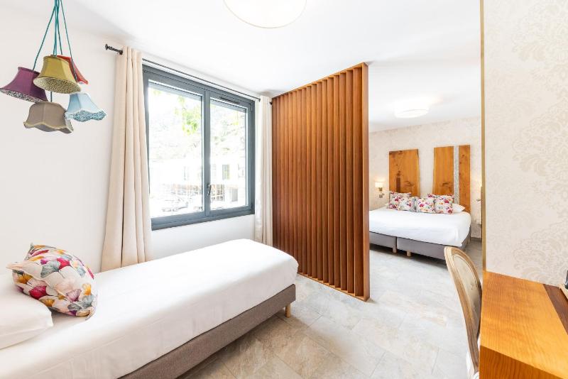 Triple Room image 1