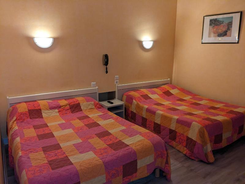Quadruple Room image 4