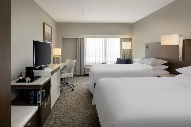 Sheraton Jacksonville Hotel - image 28